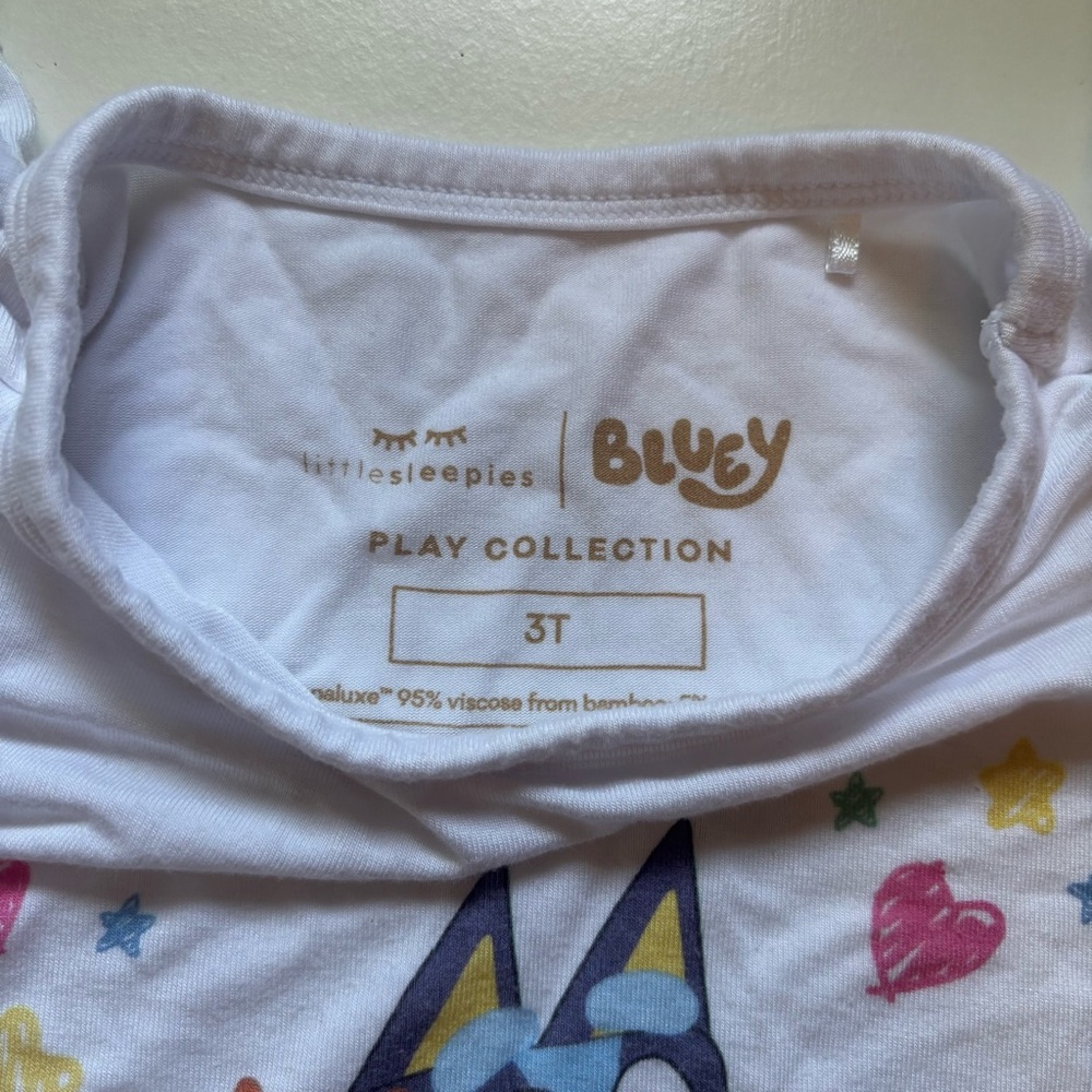 Little Sleepies Bluey Tee - Picture 5 of 6